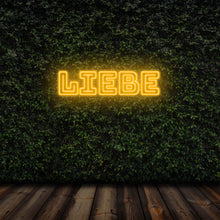 Lade das Bild in den Galerie-Viewer, "Liebe" Neonschild