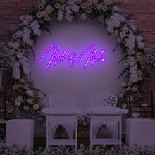 Lade das Bild in den Galerie-Viewer, "Mr & Mrs" Neonschild
